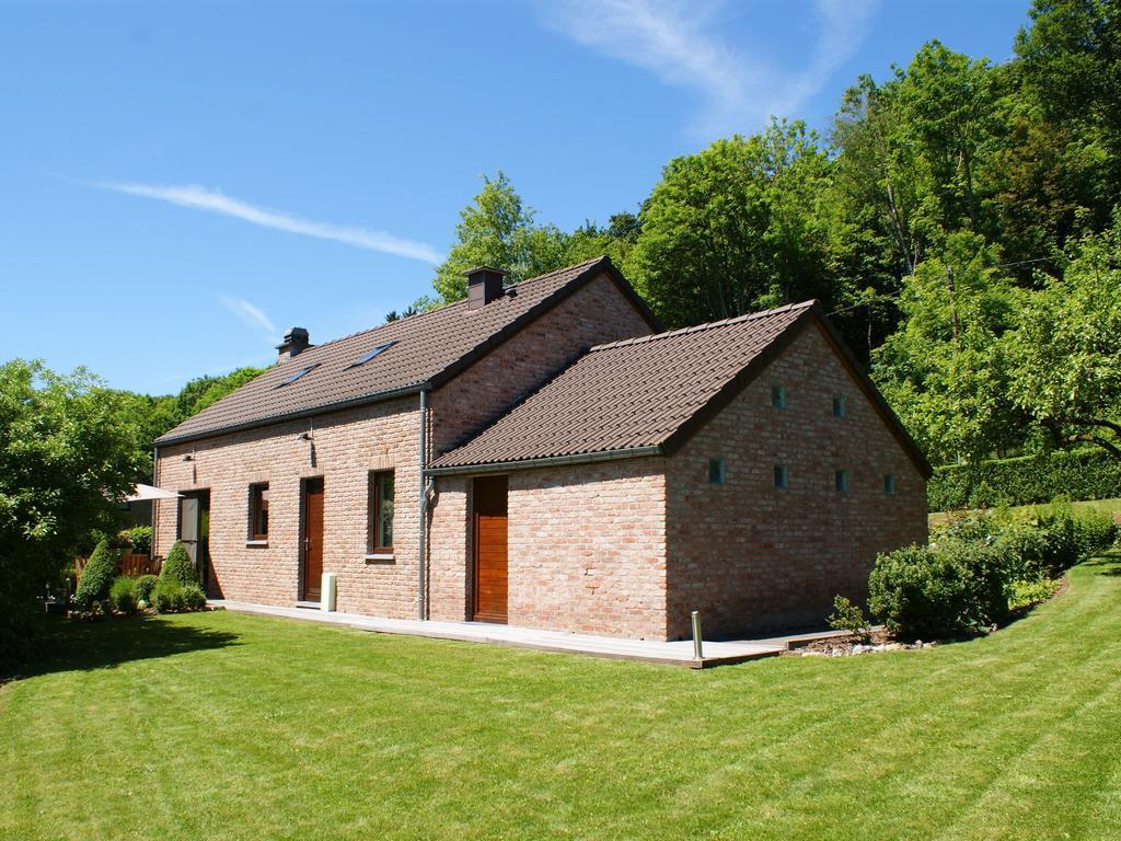 Modern Holiday Home In Stavelot With Fireplace Εξωτερικό φωτογραφία