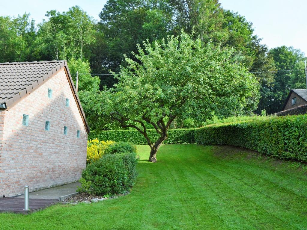Modern Holiday Home In Stavelot With Fireplace Εξωτερικό φωτογραφία